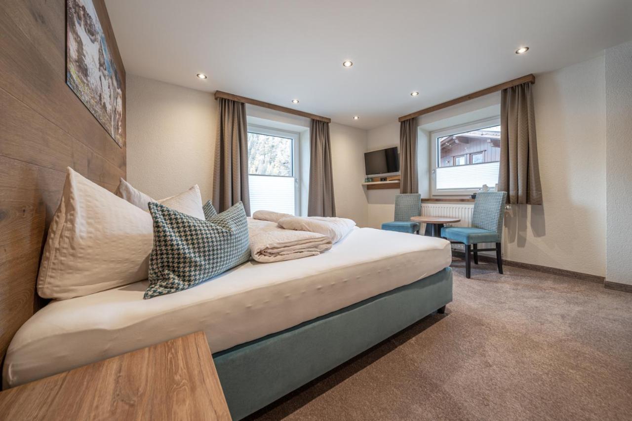 Garni Oetztal Rooms & Aparts Solden Ngoại thất bức ảnh
