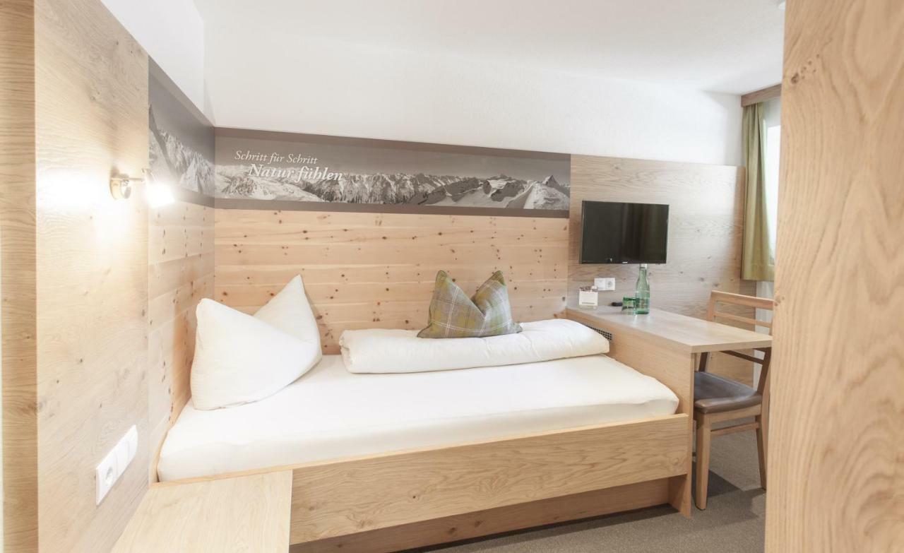 Garni Oetztal Rooms & Aparts Solden Ngoại thất bức ảnh
